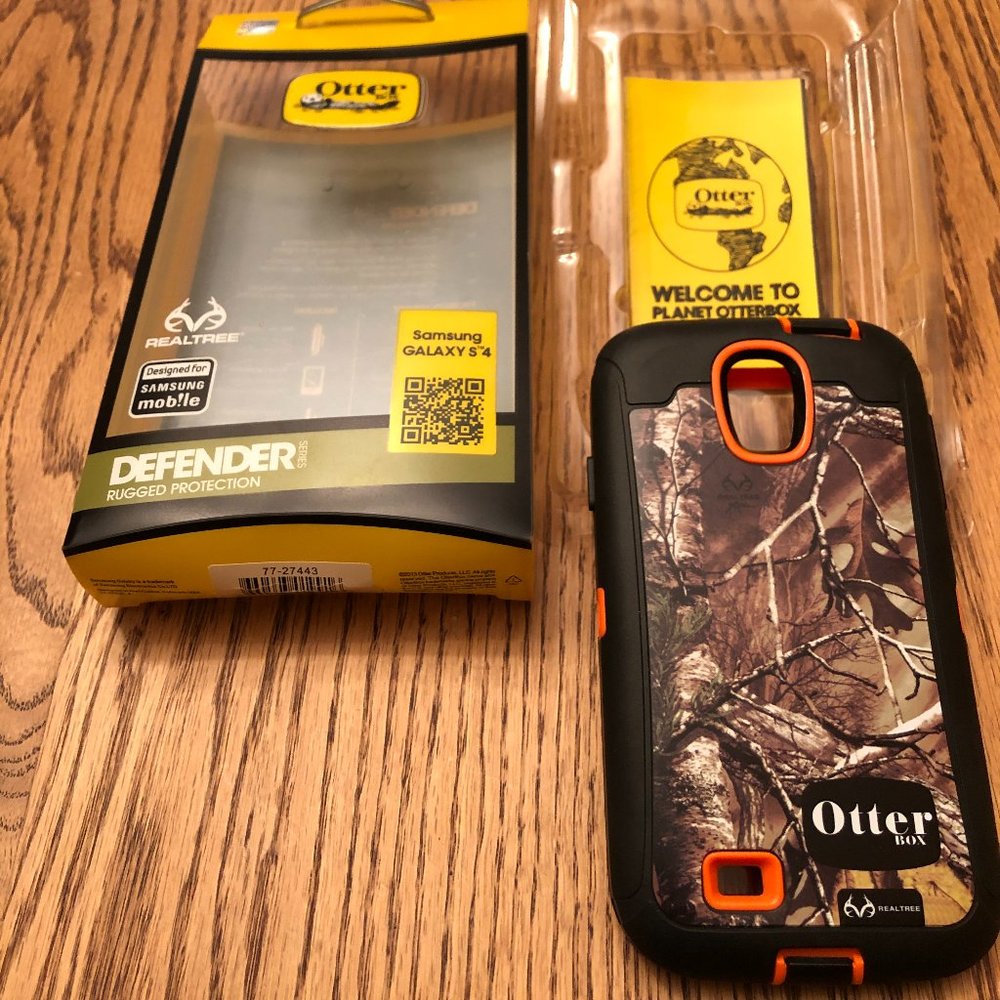 Genuine OtterBox Defender Case Galaxy S4 OPEN BOX